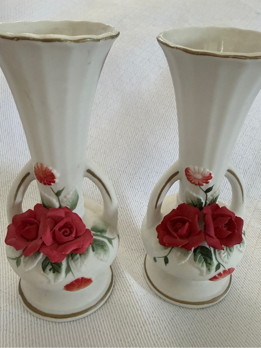 Vintage Giftcraft Japan Fine Porcelain Bud Vases Pair 3D Applied Red Roses